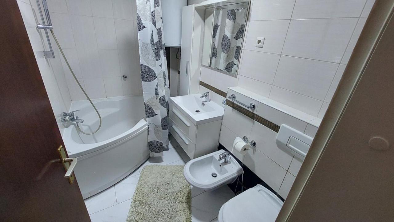 Apartments Aynur Bihać Exteriér fotografie